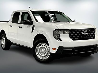 New 2025 Ford Maverick XL w/ Equipment Group 101A