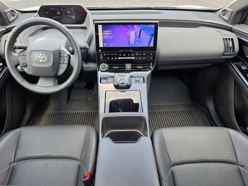 Used 2023 Toyota bZ4X AWD w/ Weather Package image 31