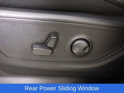 Used 2025 RAM 1500 Big Horn image 13