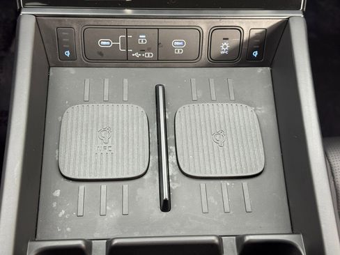 Used 2024 Hyundai Santa Fe Calligraphy image 30