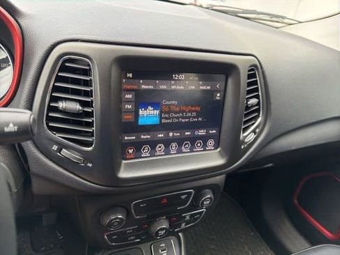 Used 2018 Jeep Compass Trailhawk w/ Popular Equipment Group image 23