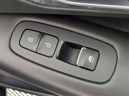 Used 2023 Hyundai Sonata SEL image 32