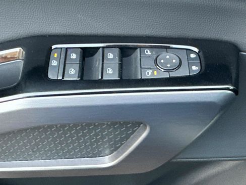 New 2026 Nissan Pathfinder SL AWD/4WD image 18