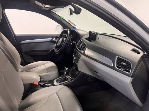 Used 2018 Audi Q3 2.0T Premium image 11