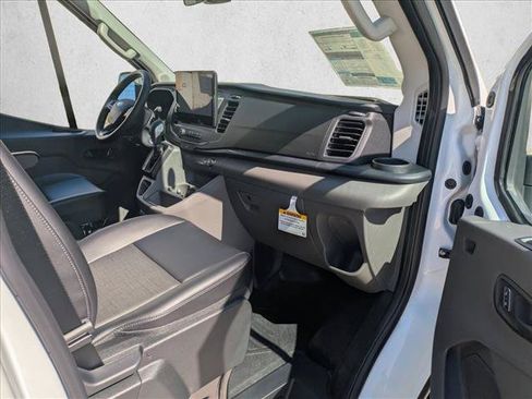 New 2026 Ford Transit 250 148 Medium Roof RWD image 17