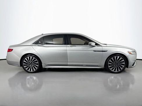Used 2018 Lincoln Continental Black Label FWD image 4