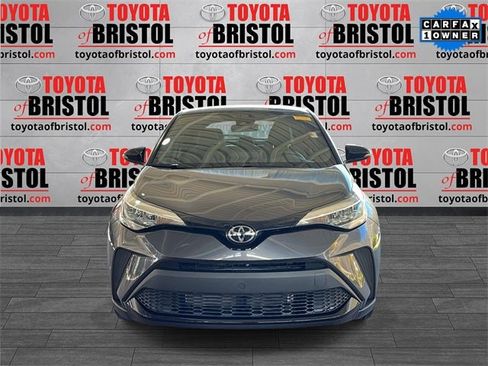Used 2022 Toyota C-HR Nightshade image 9