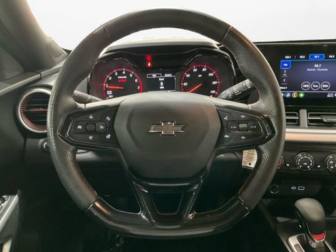 Used 2024 Chevrolet Trax RS w/ Driver Confidence Package FWD image 14