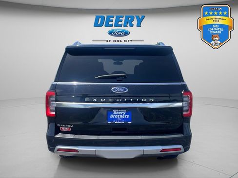 Used 2023 Ford Expedition Platinum AWD/4WD image 5