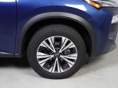 Used 2023 Nissan Rogue SV AWD/4WD image 5