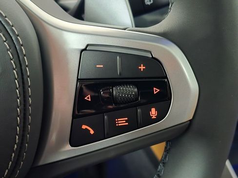 New 2026 BMW X5 xDrive50e w/ M Sport Package image 32