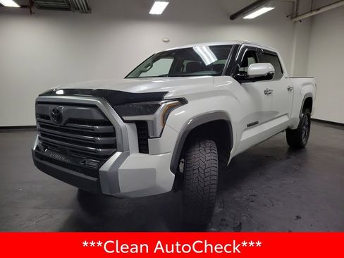 Used 2023 Toyota Tundra Limited AWD/4WD image 4