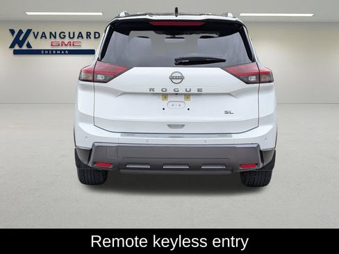 Used 2024 Nissan Rogue SL w/ SL Premium Package FWD image 6