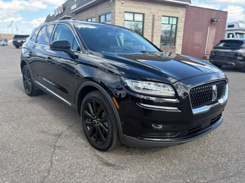 Used 2022 Lincoln Nautilus Reserve w/ Equipment Group 201A image 3