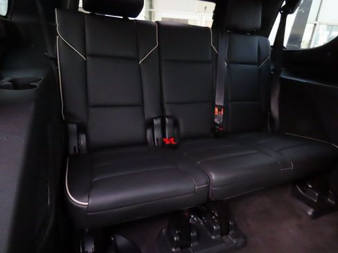 Used 2023 Cadillac Escalade Sport image 17