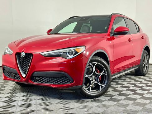 Used 2022 Alfa Romeo Stelvio Ti AWD/4WD image 21