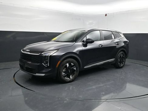 Used 2026 Kia Sportage LX FWD image 3