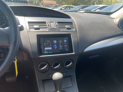 Used 2012 MAZDA MAZDA3 i Sport FWD image 18