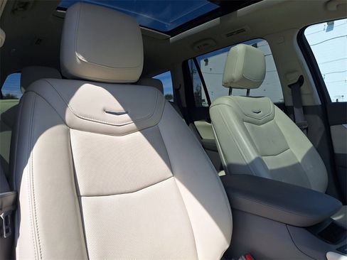 Certified 2024 Cadillac XT6 Premium Luxury image 28