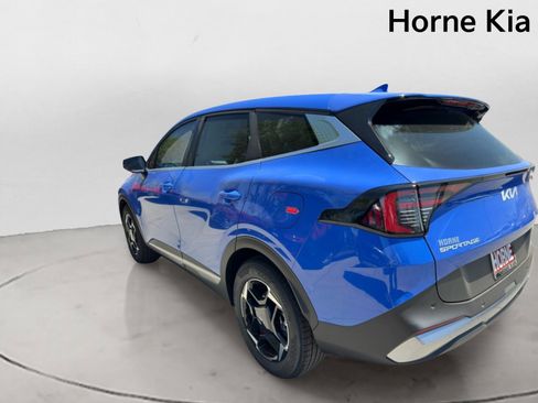 New 2026 Kia Sportage EX FWD image 5