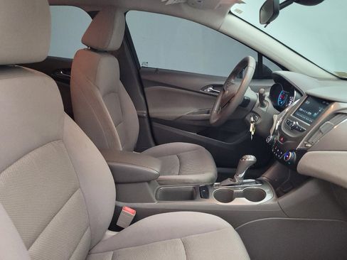 Used 2016 Chevrolet Cruze LT FWD image 21