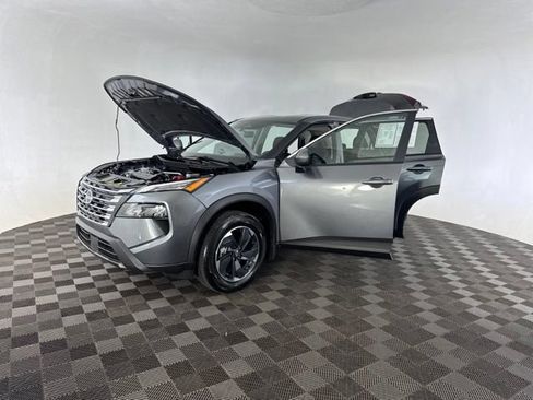 Certified 2026 Nissan Rogue SV w/ Cold Weather Package AWD/4WD image 10