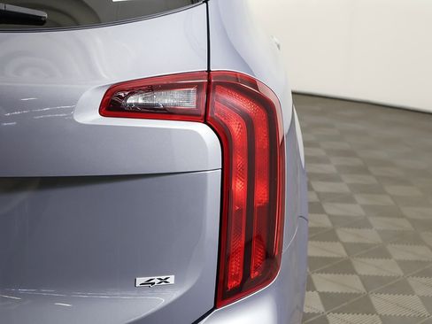 Used 2024 Kia Telluride S w/ S Sunroof Package image 18