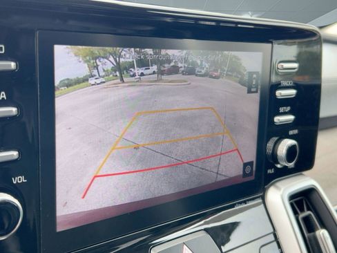 Used 2021 Kia Sorento EX w/ Panoramic Sunroof Package image 26