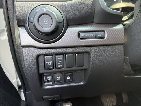 Used 2023 Nissan Titan PRO-4X w/ Pro-4x Convenience Package AWD/4WD image 25