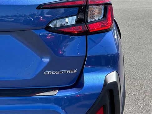 Used 2025 Subaru Crosstrek 2.0i Premium image 23