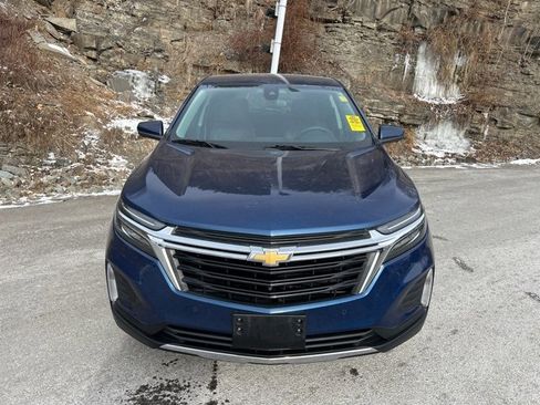 Used 2023 Chevrolet Equinox LT image 2