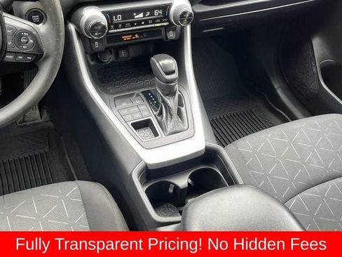 Used 2021 Toyota RAV4 XLE AWD/4WD image 14