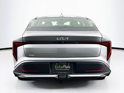 Used 2025 Kia K4 LXS image 7