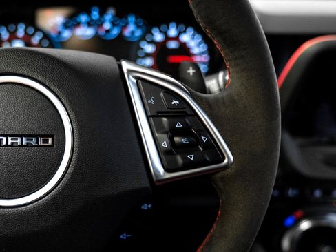 Used 2017 Chevrolet Camaro ZL1 image 15