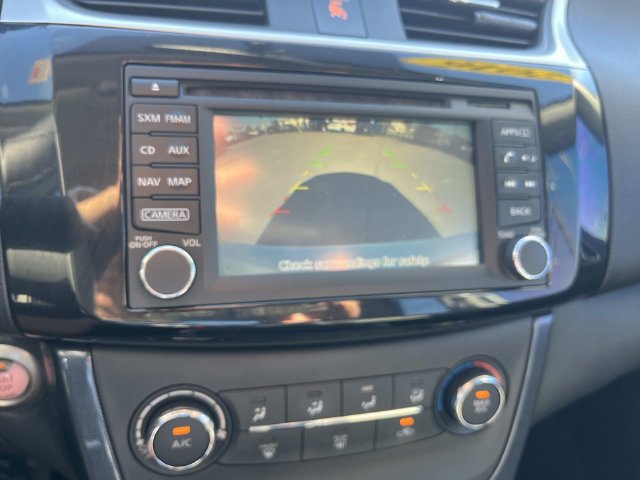 Used 2016 Nissan Sentra SR w/ SR Premium Package FWD image 36