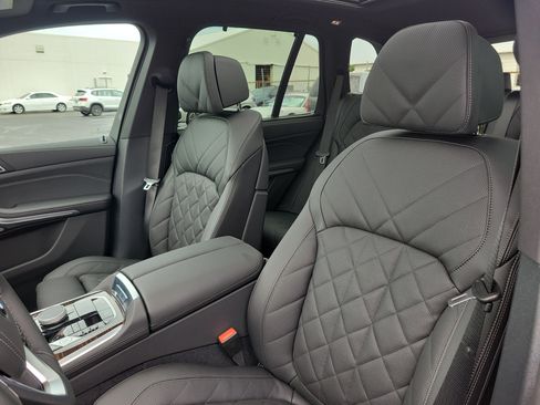 New 2026 BMW X5 xDrive40i AWD/4WD image 17