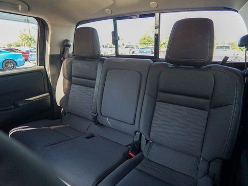 Used 2023 Nissan Frontier SV w/ SV Convenience Package AWD/4WD image 30