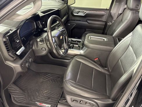 Used 2022 Chevrolet Silverado 1500 LTZ image 35