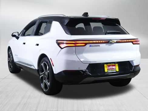 Used 2026 Chevrolet Equinox EV LT w/ Convenience Package II FWD image 5