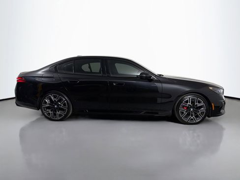 New 2026 BMW 530i w/ Executive Package image 4