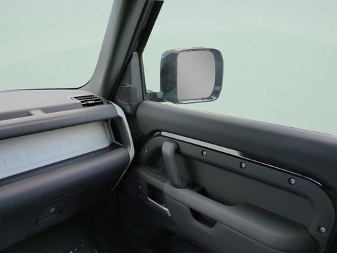 Used 2025 Land Rover Defender 110 S AWD/4WD image 13