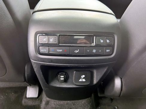 Used 2024 Hyundai Palisade Calligraphy image 17