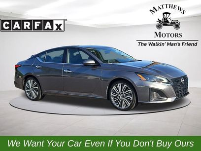 Used 2023 Nissan Altima 2.5 SL