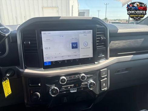 Used 2025 Ford F150 XLT w/ Equipment Group 301A Standard AWD/4WD image 17