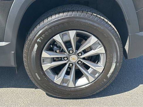 Used 2025 Chevrolet Equinox LT w/ Convenience Package II FWD image 37