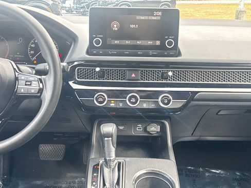 Certified 2024 Honda Civic LX image 29