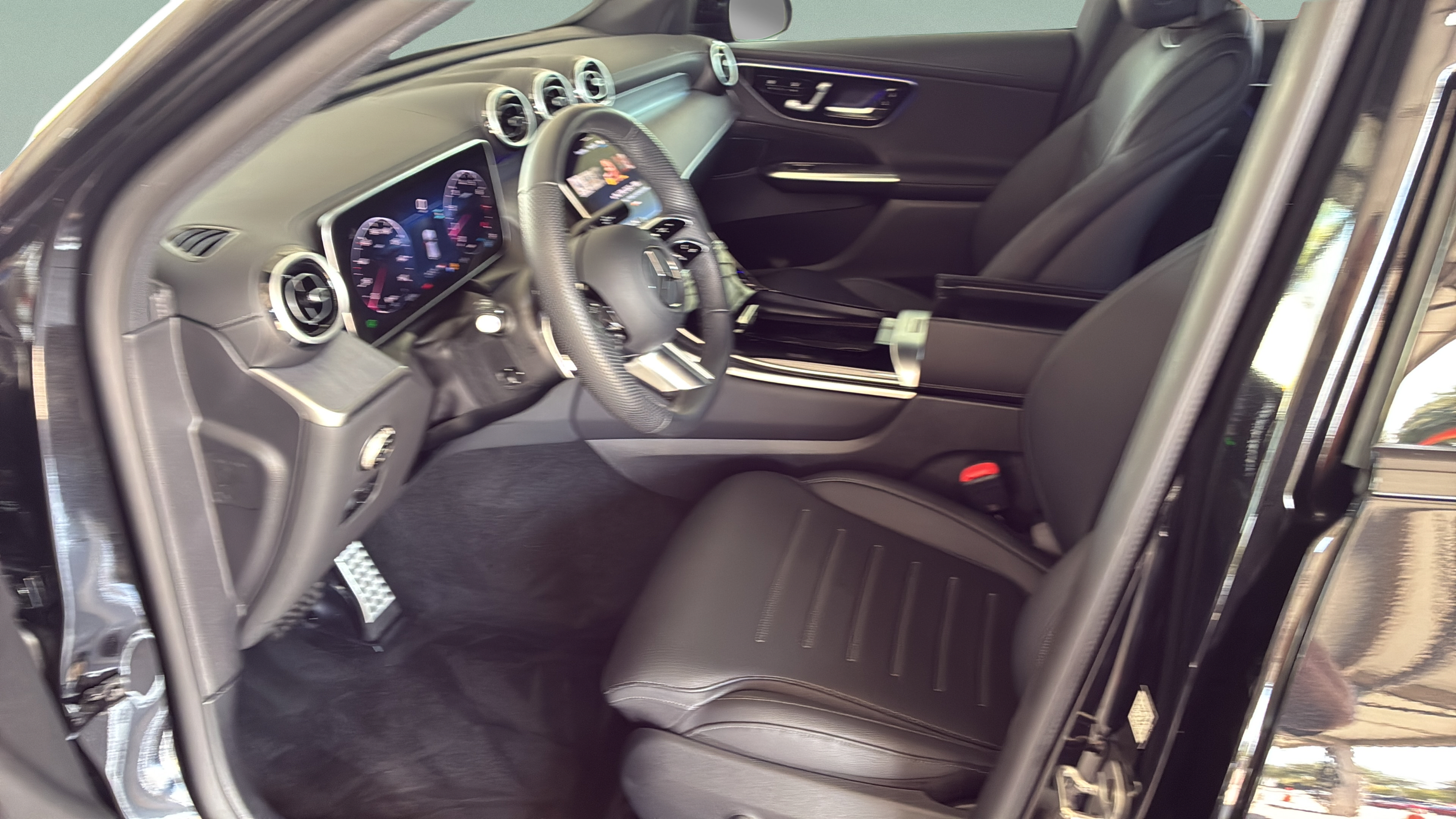 Used 2026 Mercedes-Benz GLC 300 image 16