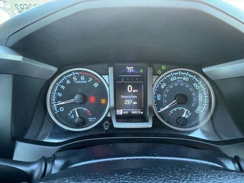 Used 2022 Toyota Tacoma SR5 image 14