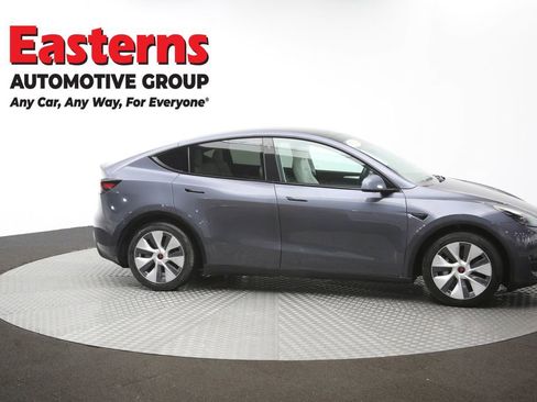 Used 2023 Tesla Model Y Long Range AWD/4WD image 42