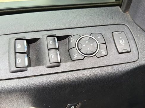 Used 2022 Ford F250 Lariat w/ Tremor Off-Road Package image 21